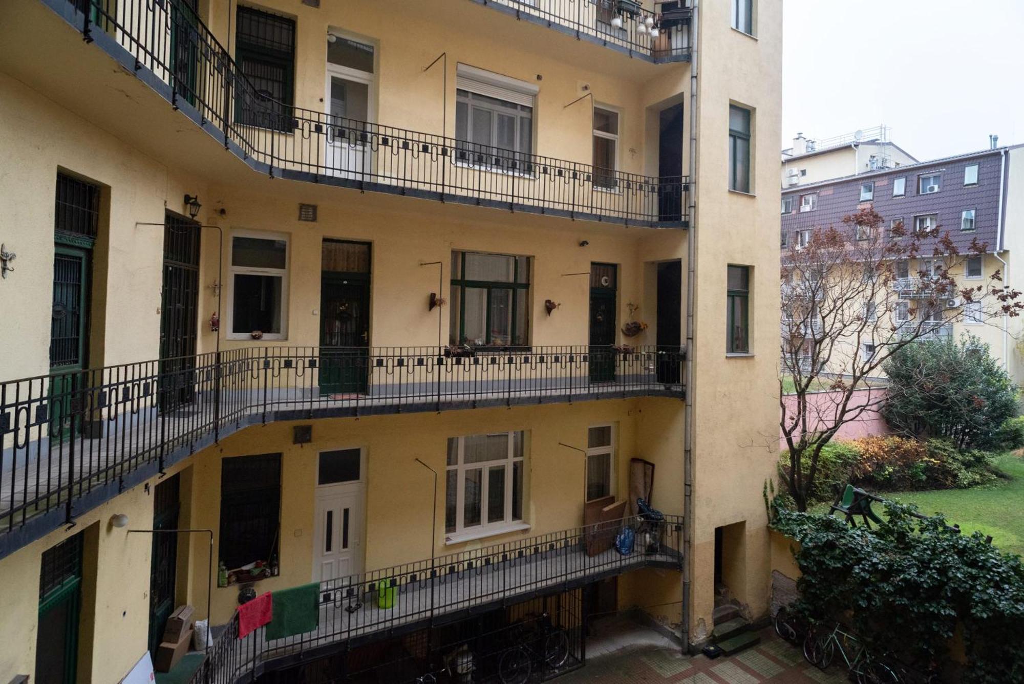 Apartamento Lovely At Location