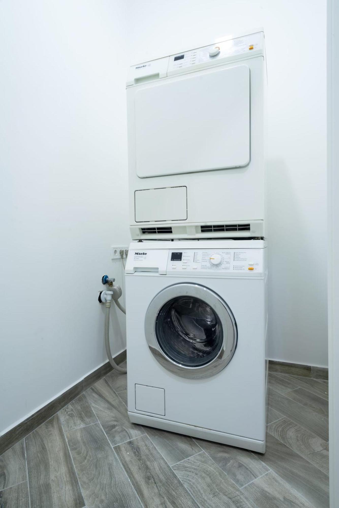 Apartament Lovely At Location